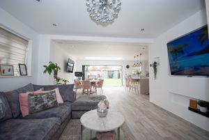 Family Room- click for photo gallery